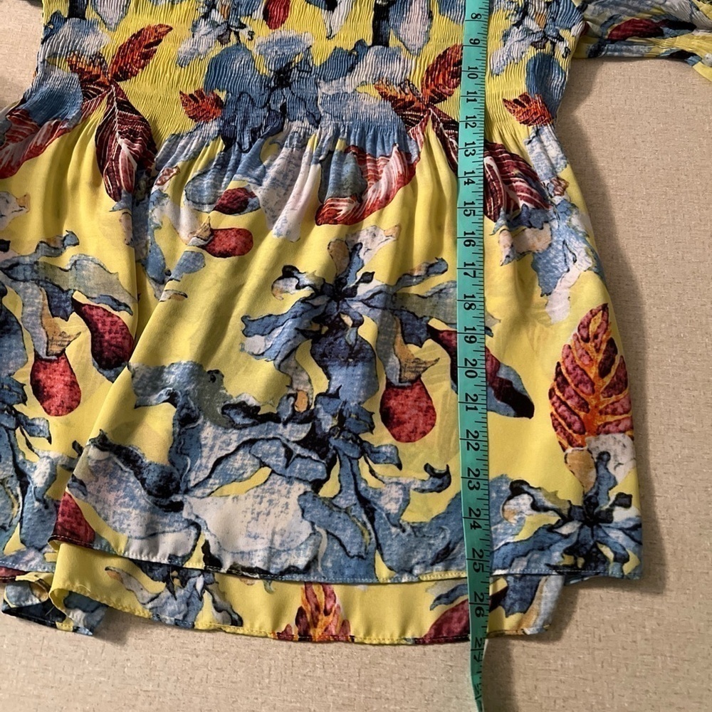 Sunny Leigh Women's Size L Key Hole Crinkle 3/4 Bell Sleeve Top Tunic Blouse - Picture 7 of 7